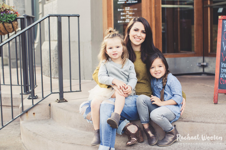 Rachael Wooten Photography is a family photographer that shoots moms , daughters, and sisters in an urban setting in downtown Denver, Aurora, Parker, Stapleton, Southlands, Cherry Creek, LoDo, and Centennial, Colorado.